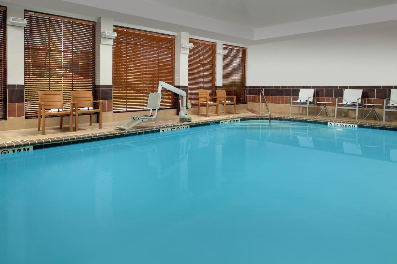 Hotel Staybridge By Ihg 3*