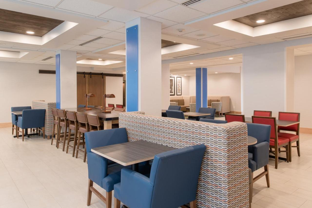 Hotel Express & Columbia-i-26 @ Harbison Blvd By Ihg 2*