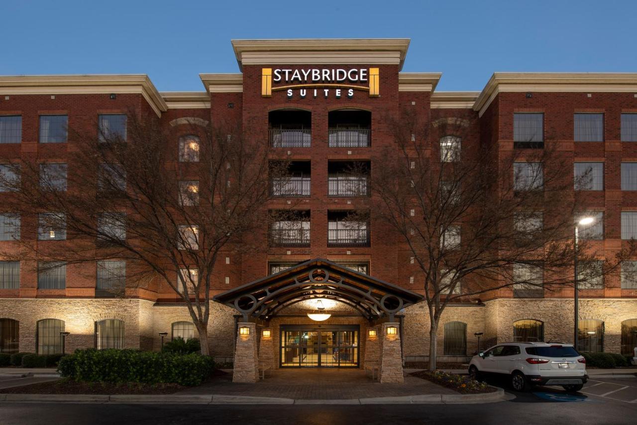 Staybridge By Ihg Hotel 3*