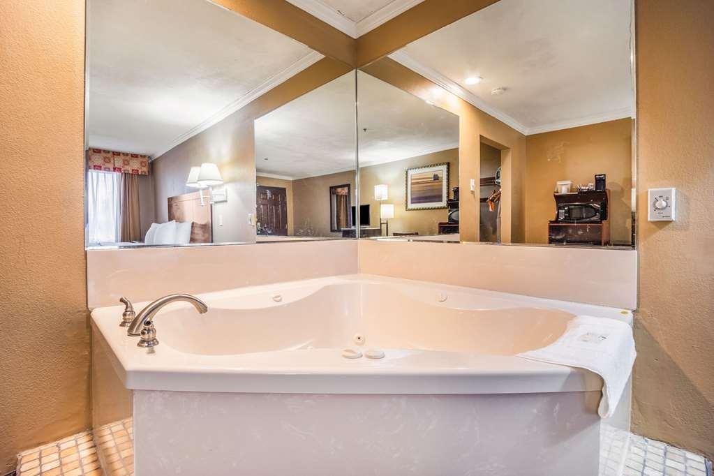 Hotel Quality And Ft Jackson Maingate Columbia