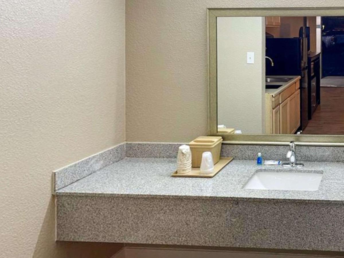 Hotel Suburban Extended Columbia