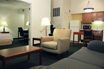Cloverleaf - Columbia, Sc Hotel 2*