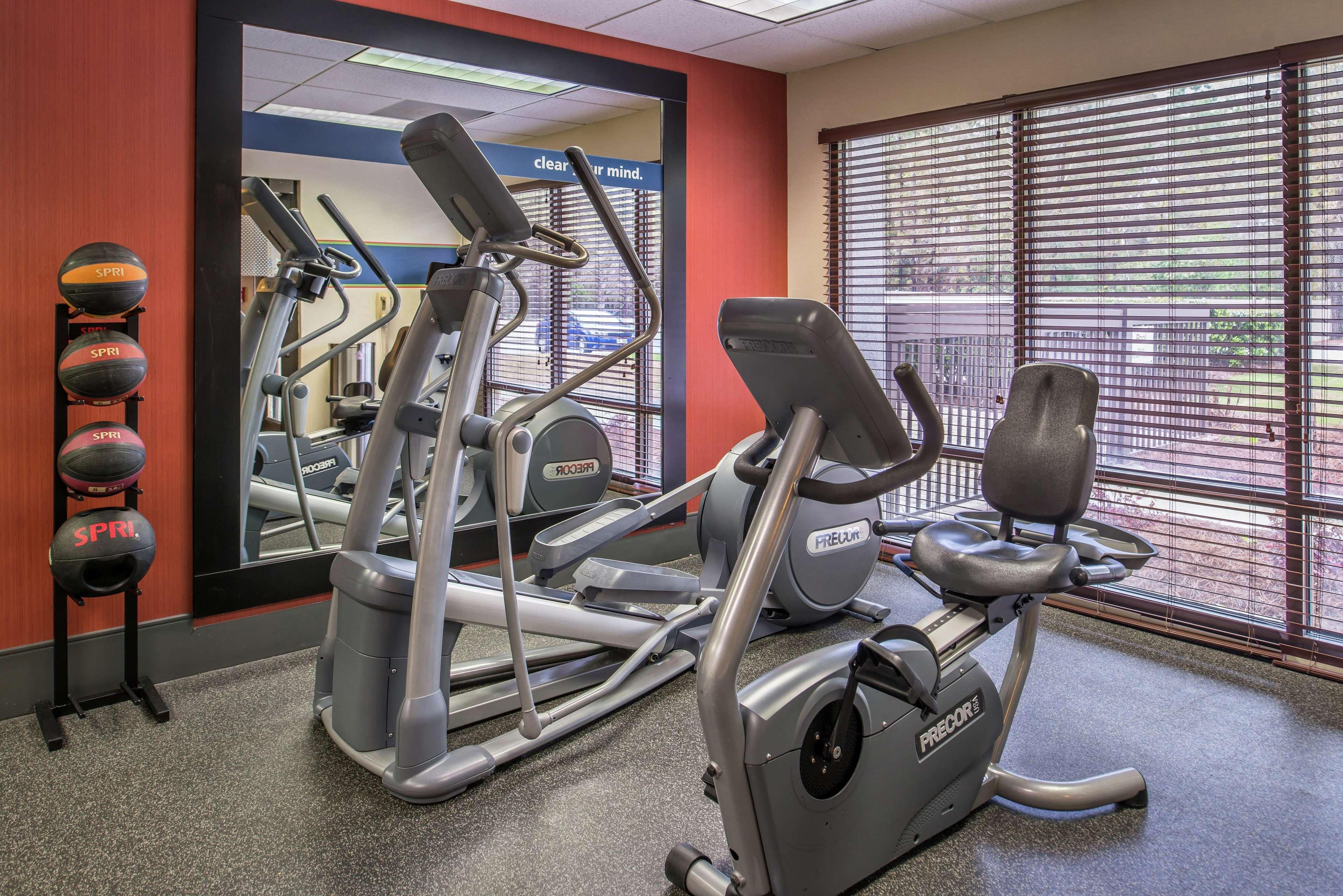 Hotel Hampton Northeast-fort Jackson Area