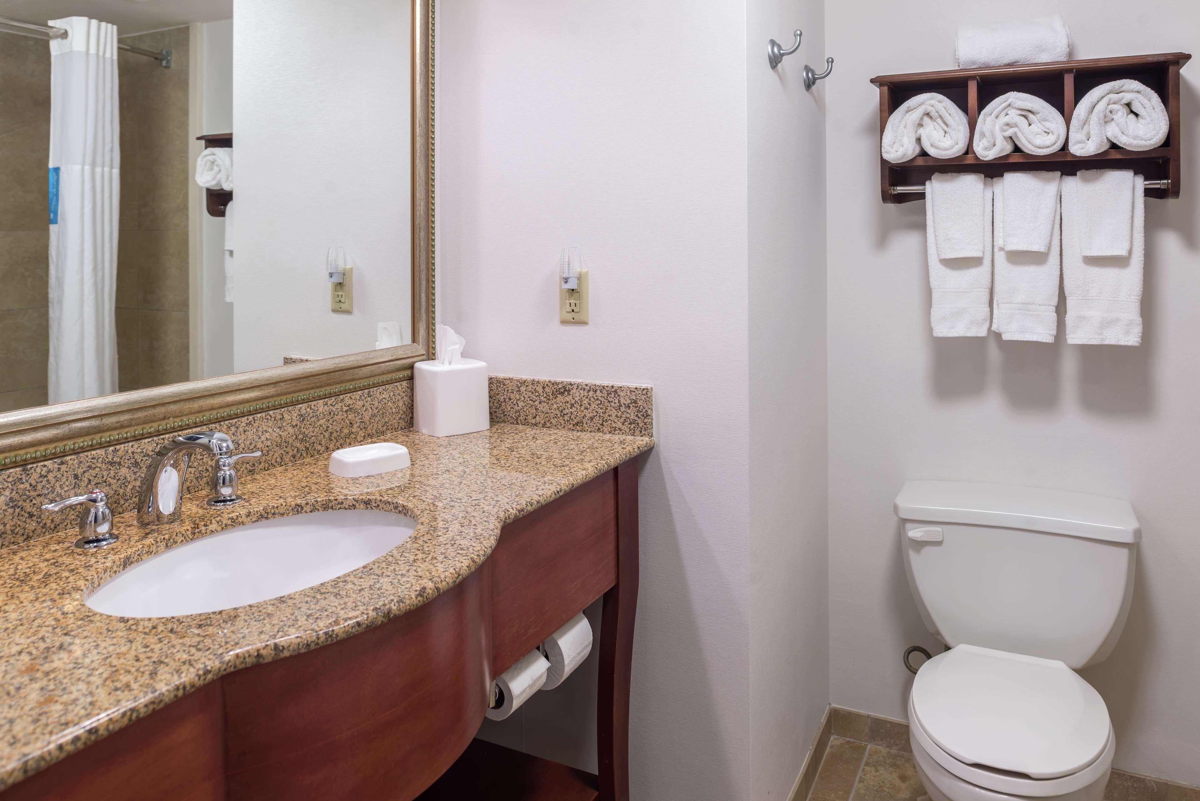 Hotel Hampton Northeast-fort Jackson Area 3*