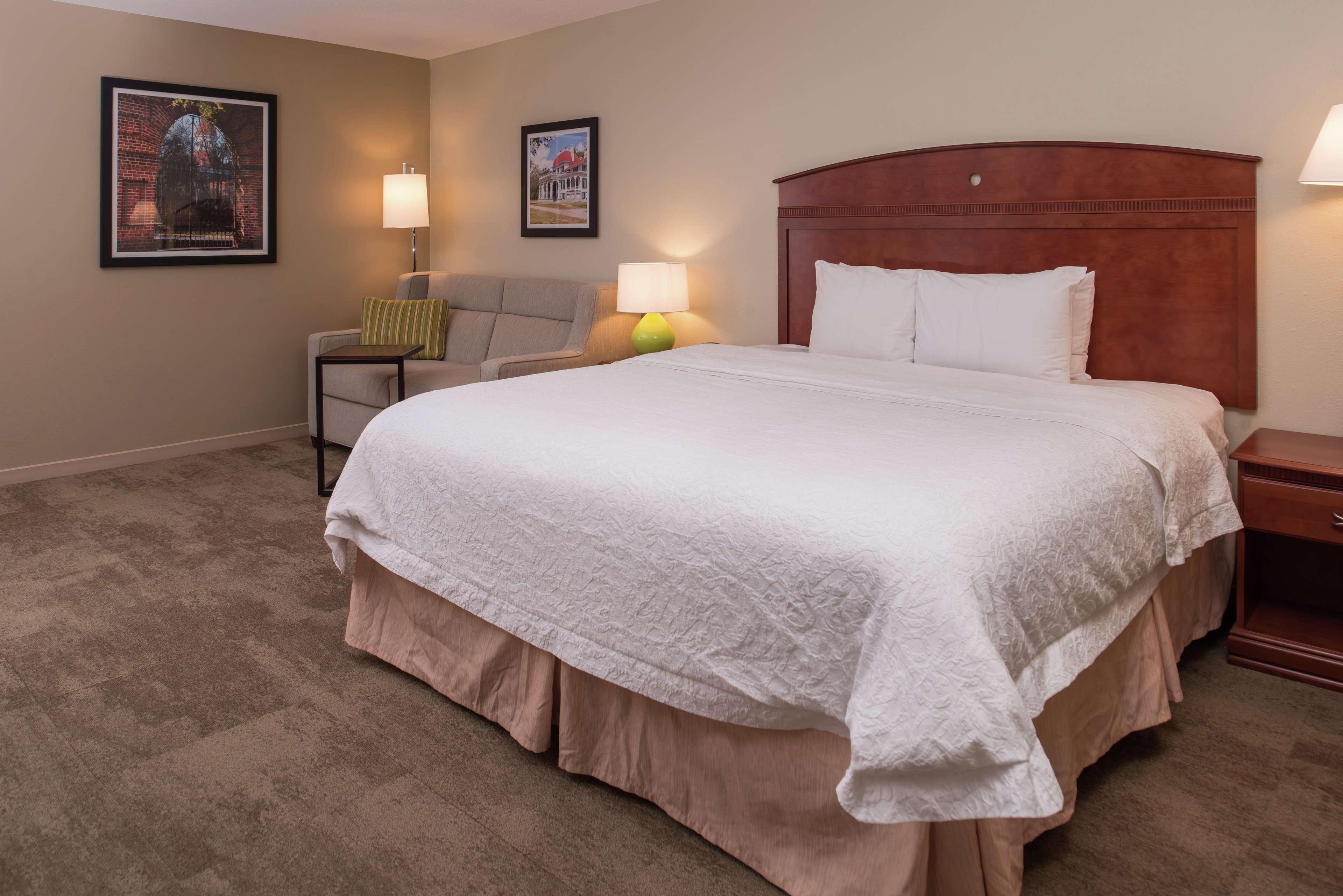 Hotel Hampton Northeast-fort Jackson Area