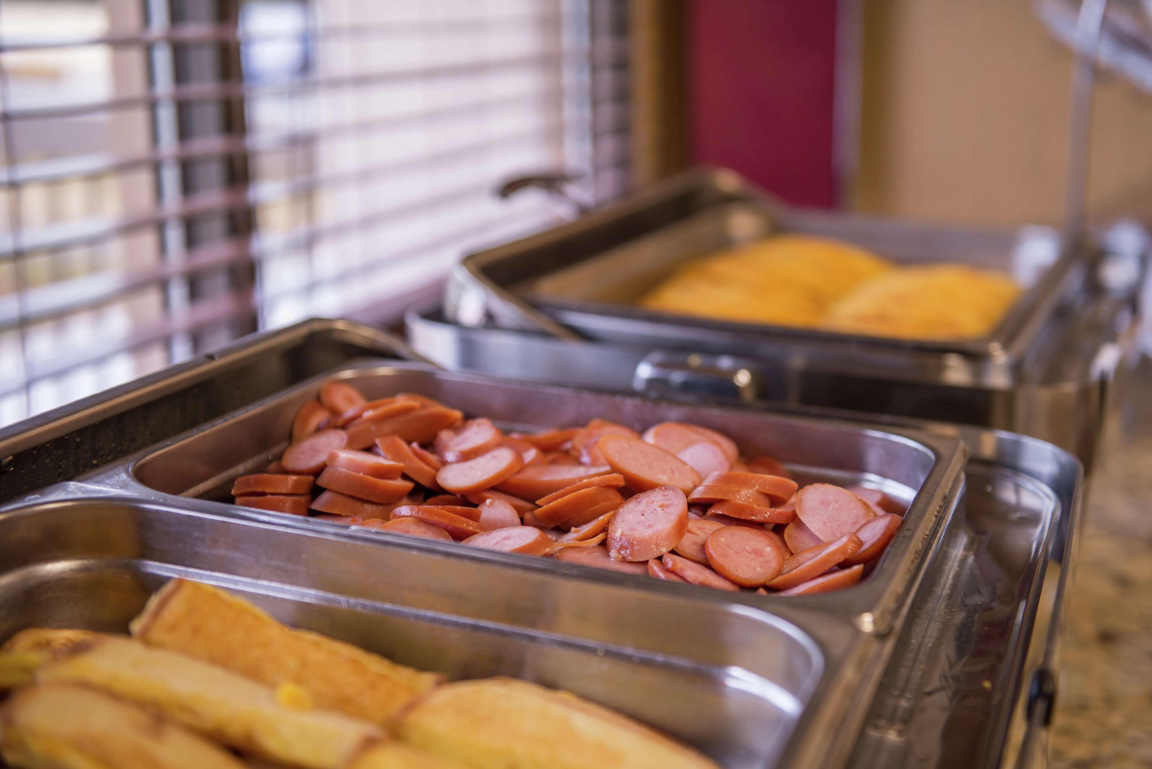 Hotel Hampton Northeast-fort Jackson Area 3*