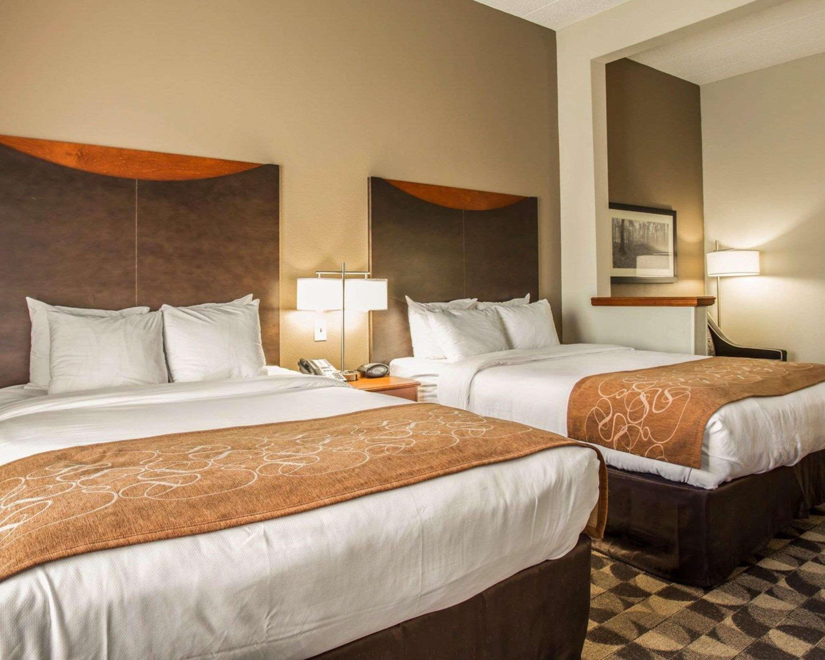 Hotel Comfort At Harbison