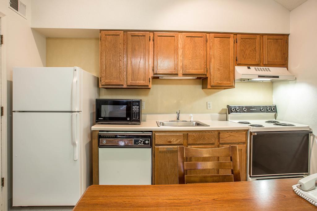 Hotel Cloverleaf - Columbia, Sc