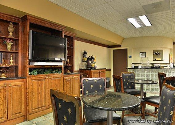 Quality And Ft Jackson Maingate Hotel Columbia