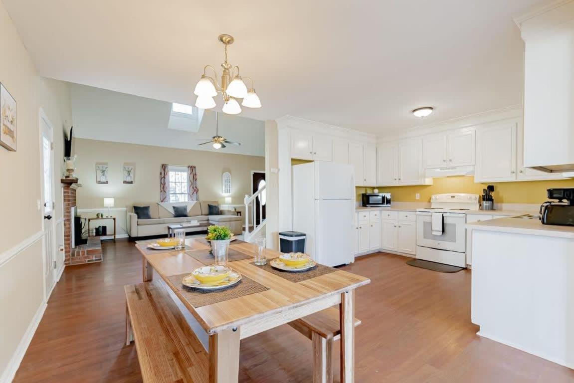 Ferienhaus Breeze On Inn- Mins To Ft Jackson Columbia