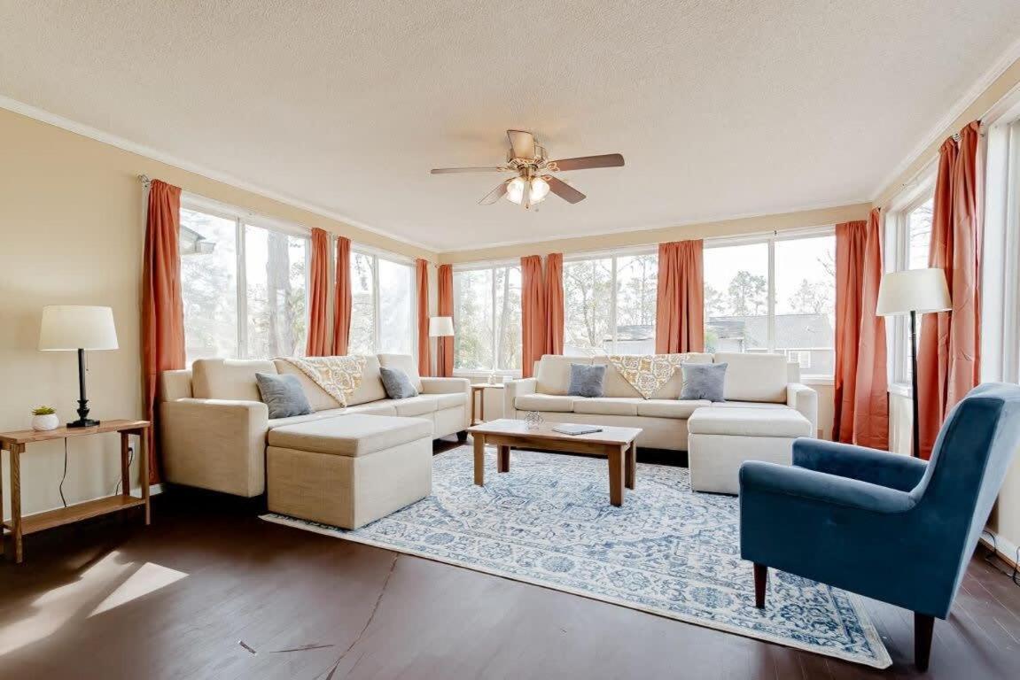 Breeze On Inn- Mins To Ft Jackson Ferienhaus Columbia