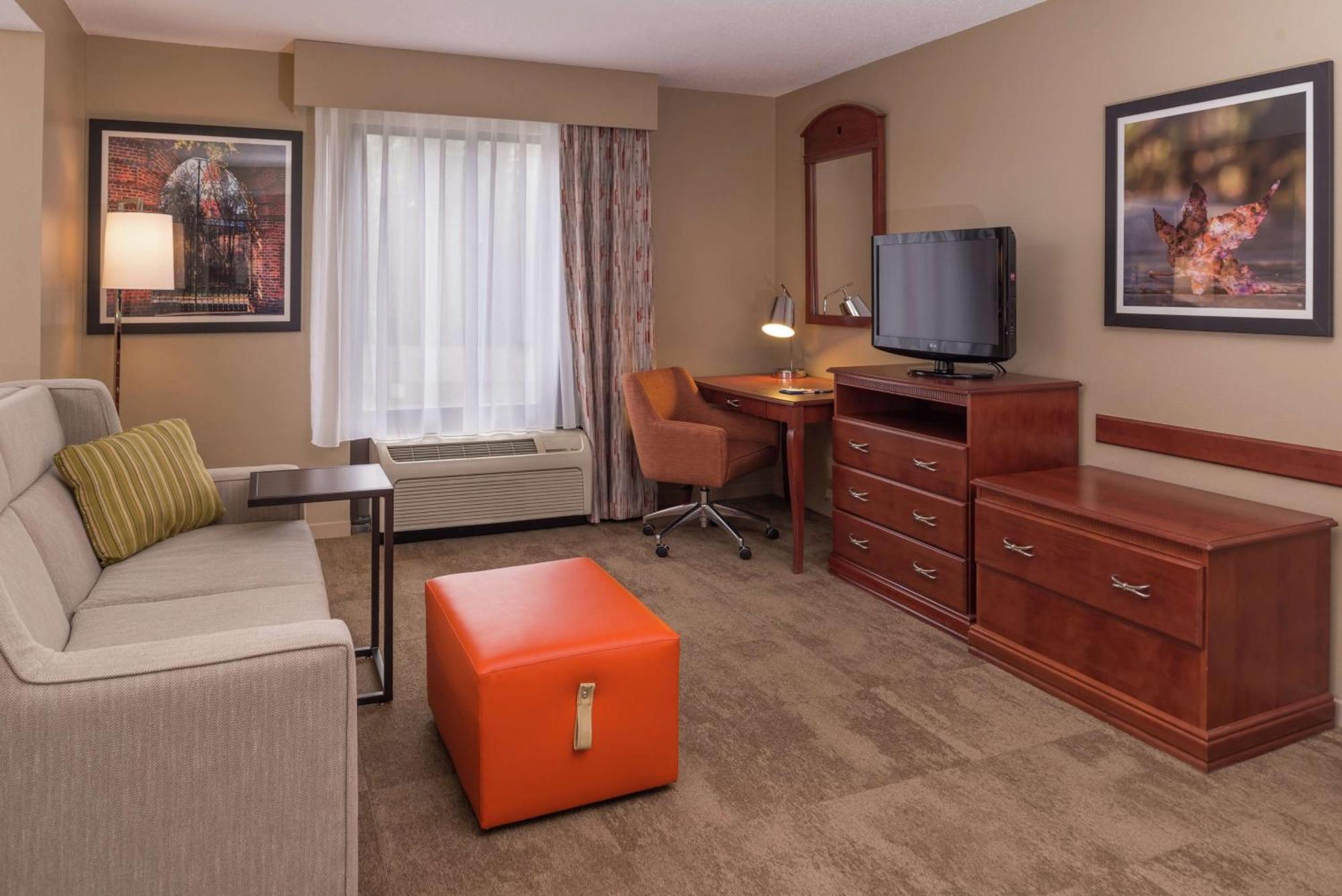 Hotel Hampton Northeast-fort Jackson Area 3*
