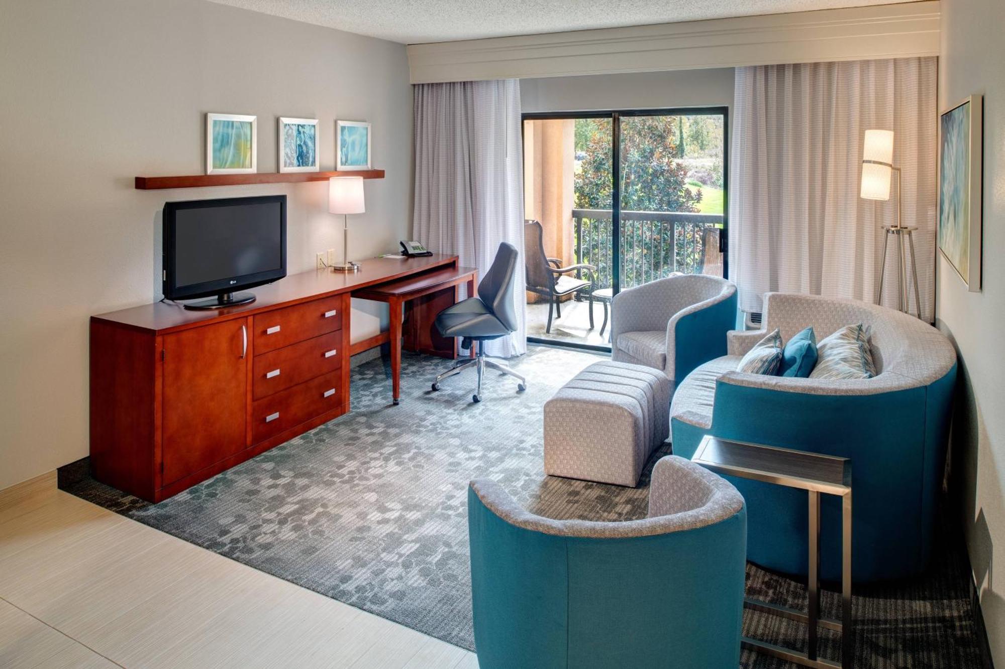 Courtyard By Marriott Northeast/fort Jackson Area 3* Columbia