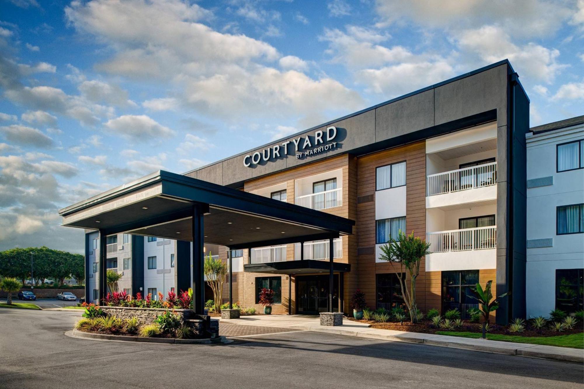 Courtyard By Marriott Northeast/fort Jackson Area 3*
