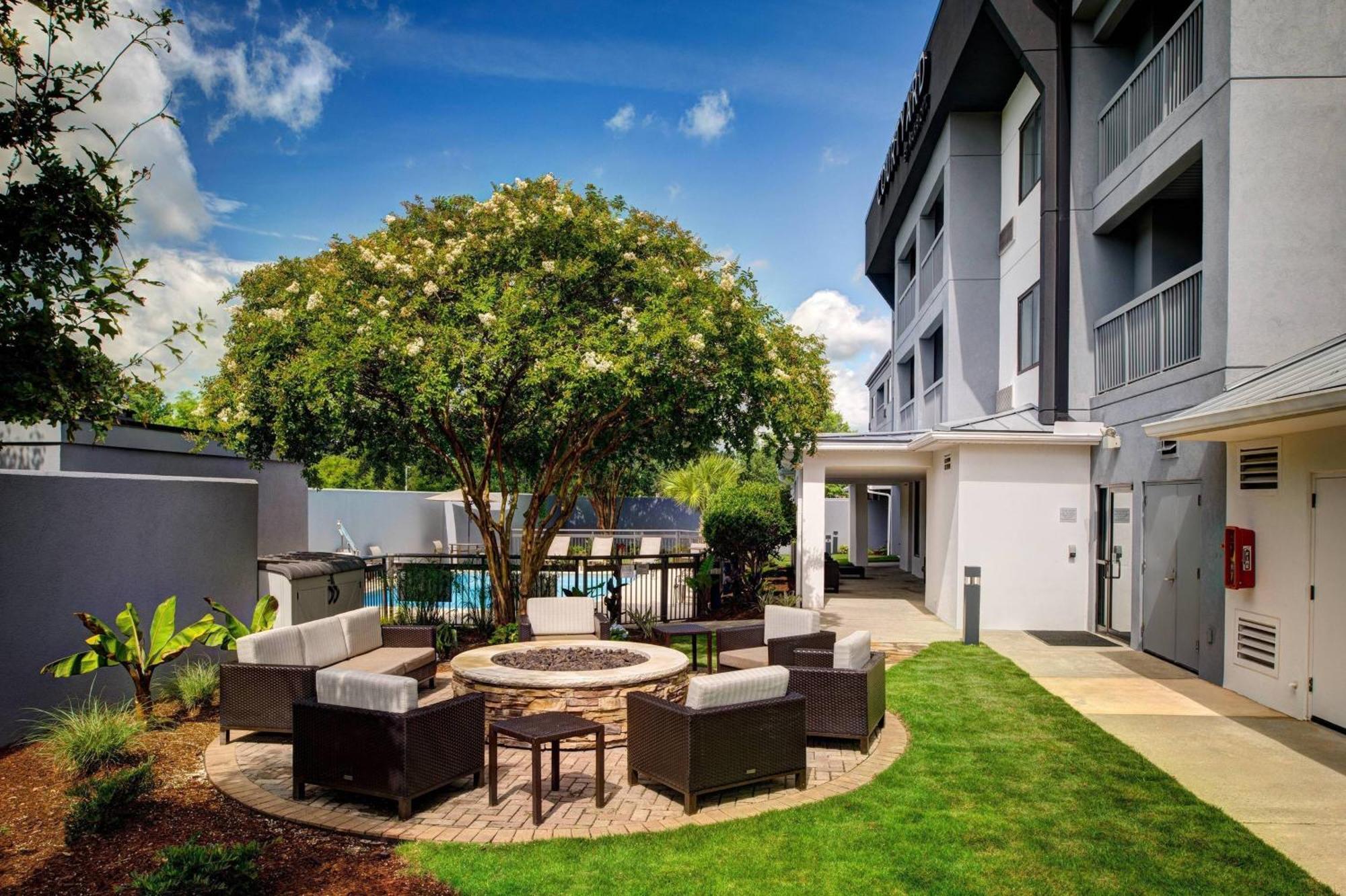 Courtyard By Marriott Northeast/fort Jackson Area