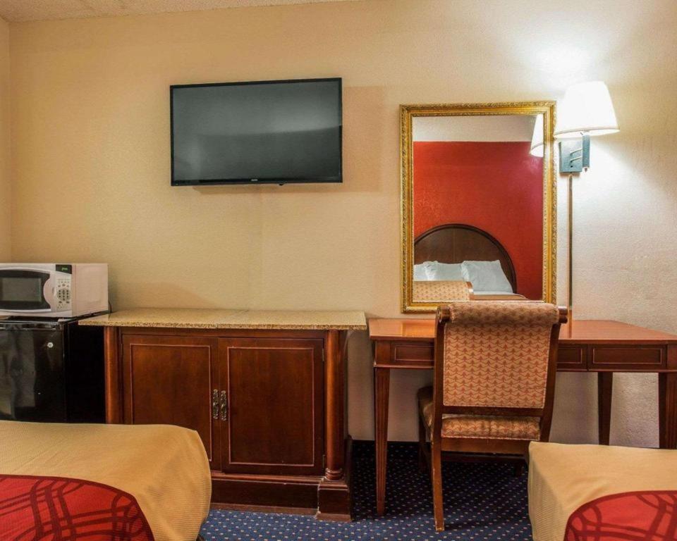 Econo Jackson Hotel