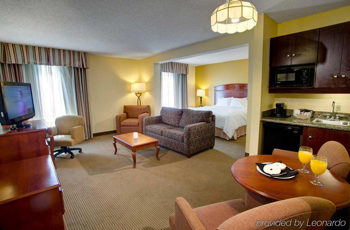 Hampton Northeast-fort Jackson Area 3* Columbia