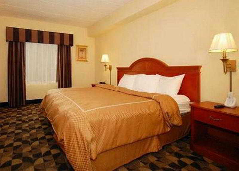 Hotel Comfort At Harbison Columbia