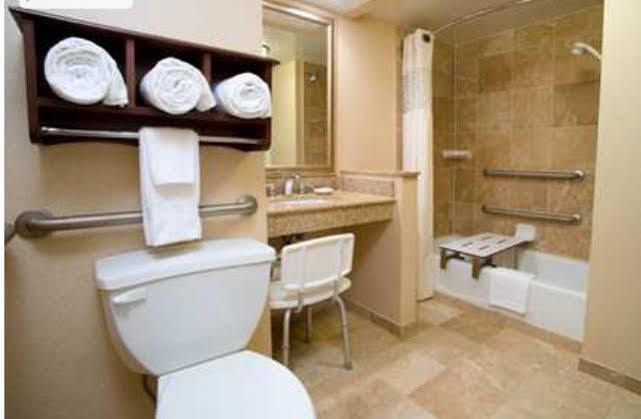 Hotel Hampton Northeast-fort Jackson Area