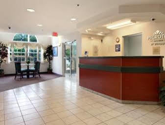 Super 8 By Wyndham Harbison/parkridge Hospital