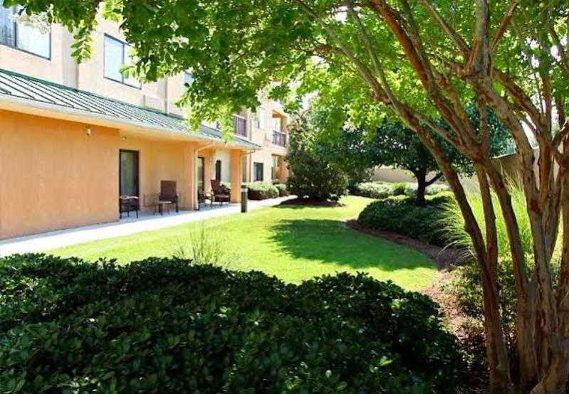 Courtyard By Marriott Northeast/fort Jackson Area 3* Columbia