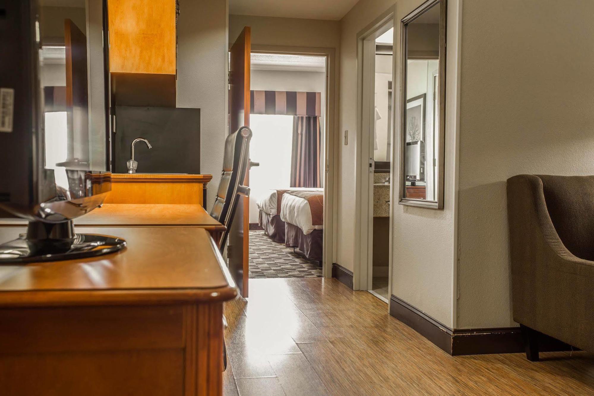 Comfort At Harbison 3*