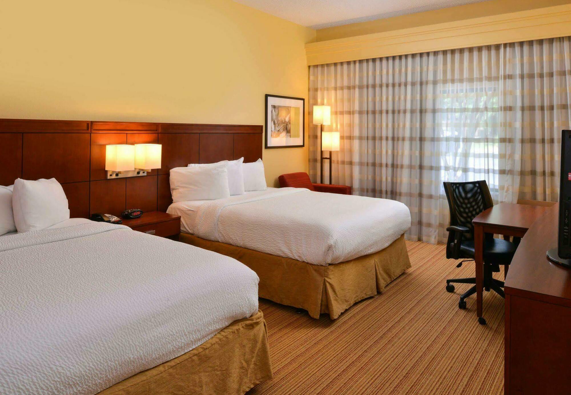 Courtyard By Marriott Northeast/fort Jackson Area 3* Columbia