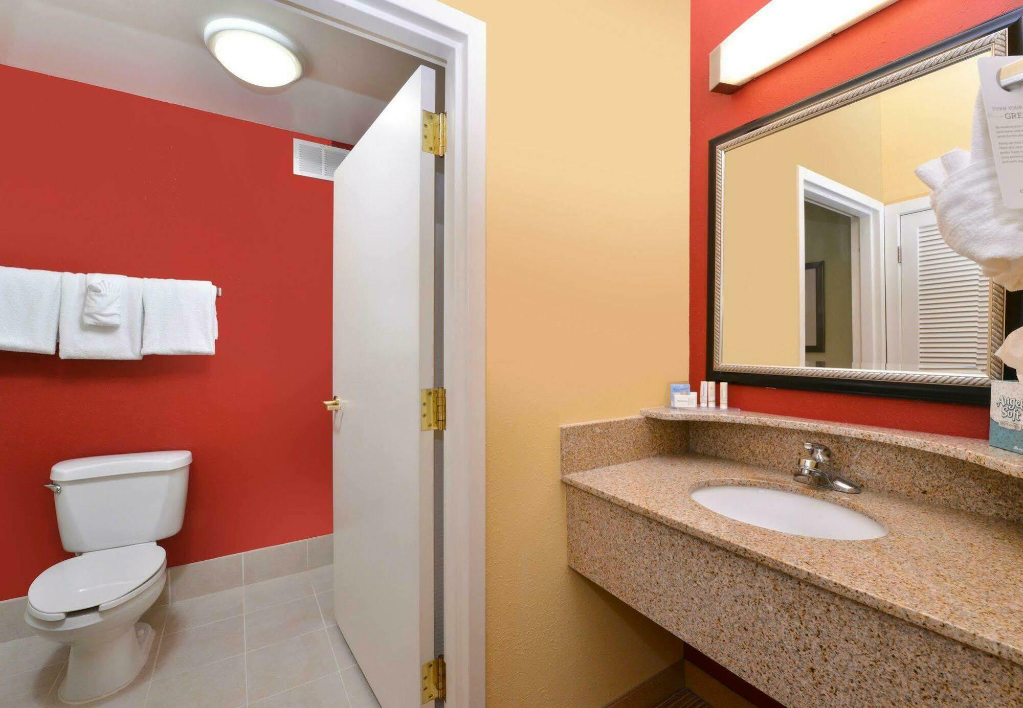 Courtyard By Marriott Northeast/fort Jackson Area