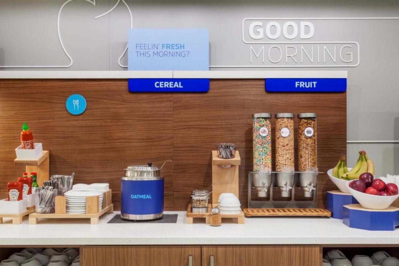 Express & Columbia-fort Jackson By Ihg